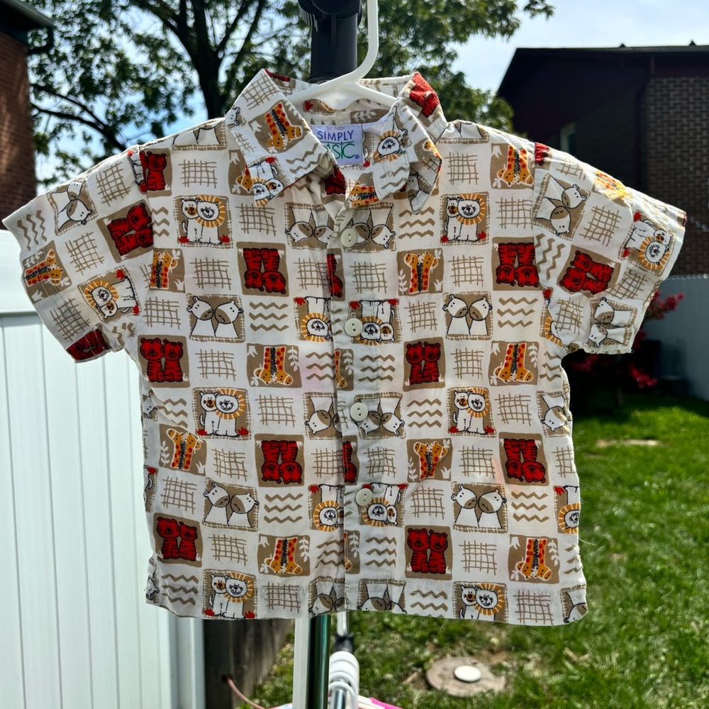 VINTAGE SIMPLY BASIC TIGER LION GIRAFFE GRAPHIC BOYS BUTTON DOWN SHIRT SIZE 12M